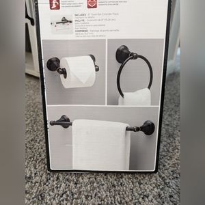 NEW Delta 3 Piece Bathroom Accessory Kit - Towel Bar, Ring, & Toilet Paper